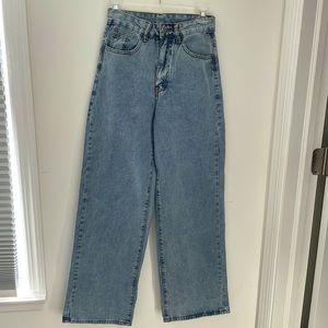 💙 NWT SHEIN ACID WASH STRAIGHT LEG JEANS 💙